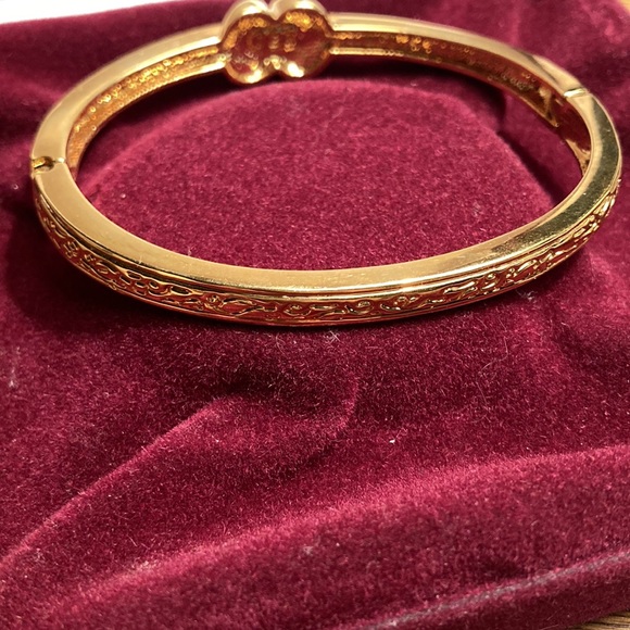 Camrose & Kross Jackie Kennedy JBK Bangle Bracelet in Original Box - Picture 5 of 9